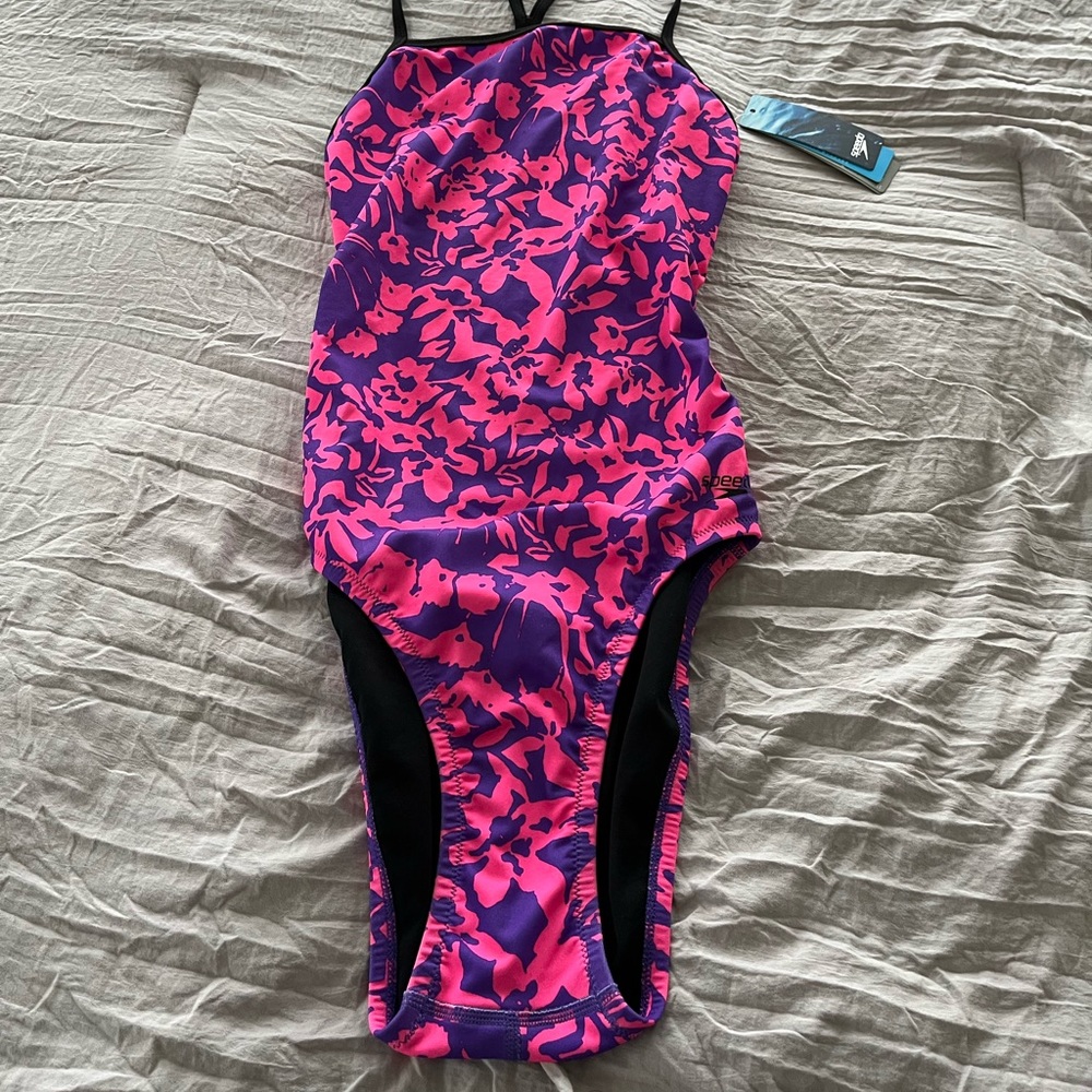 Speedo swimsuit. NWT
